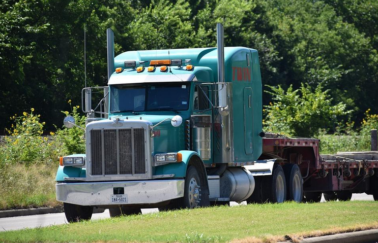 Understanding Heavy Duty Transmission Fluids and Additives